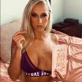 ezzmariepours from onlyfans